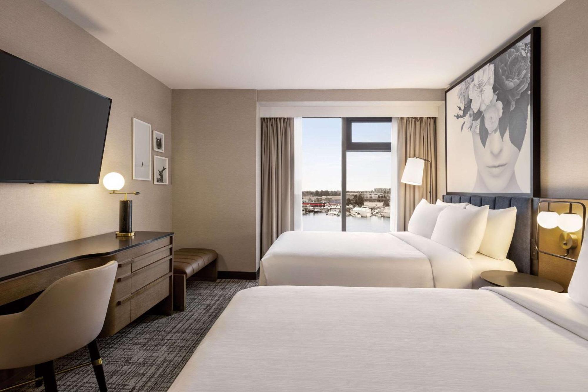 Radisson Blu Vancouver Airport Hotel & Marina Richmond Exterior photo